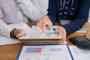 Read more about the article How Sales and Purchase Analysis Improves Inventory Decisions